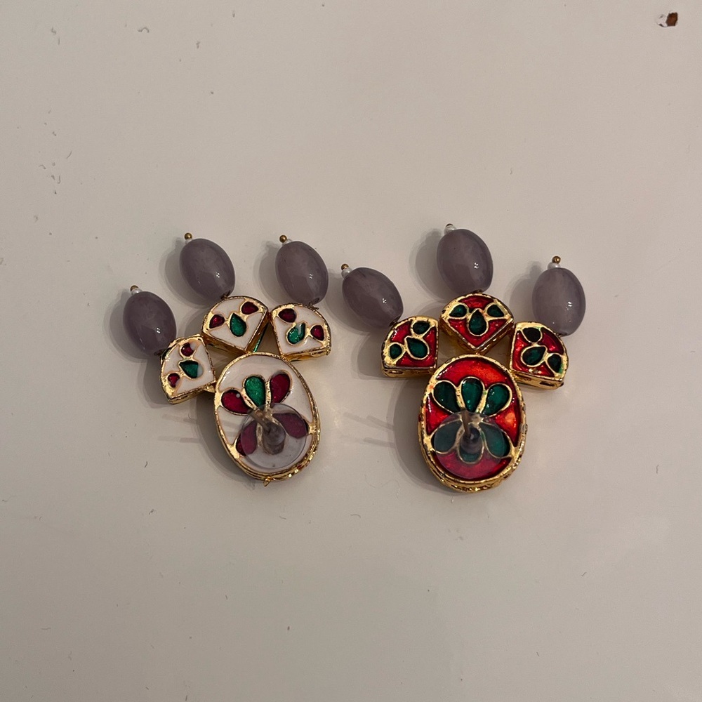 Costume Jewelry Earrings - Picture 2 of 2